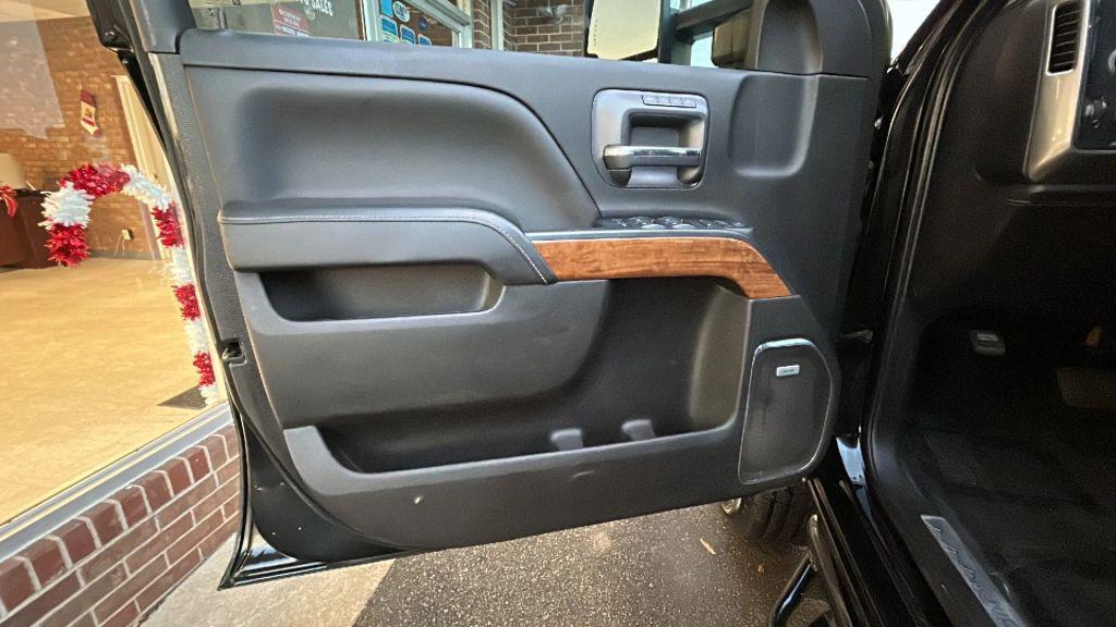 used 2018 Chevrolet Silverado 2500 car, priced at $38,495