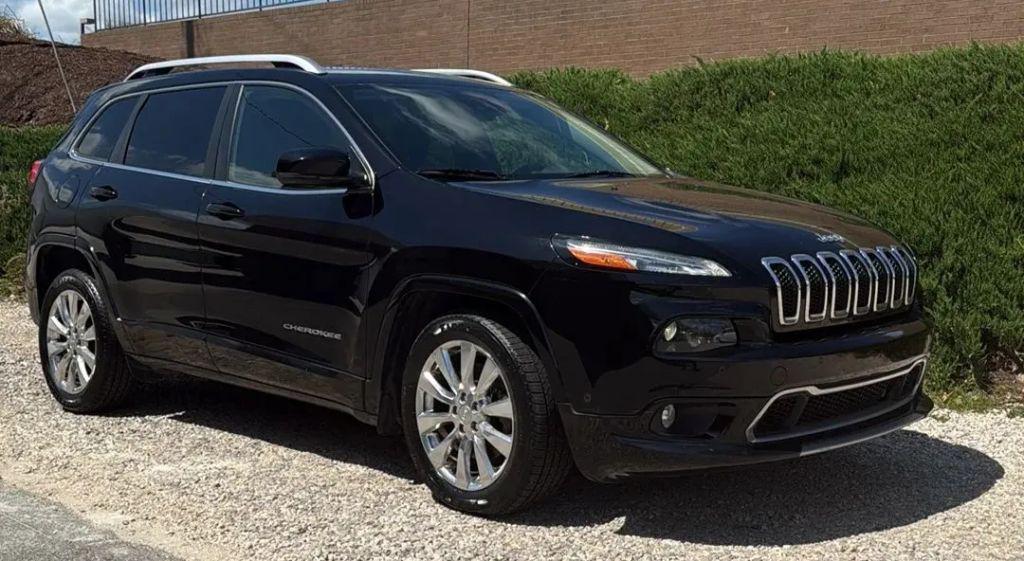 used 2017 Jeep Cherokee car, priced at $16,495