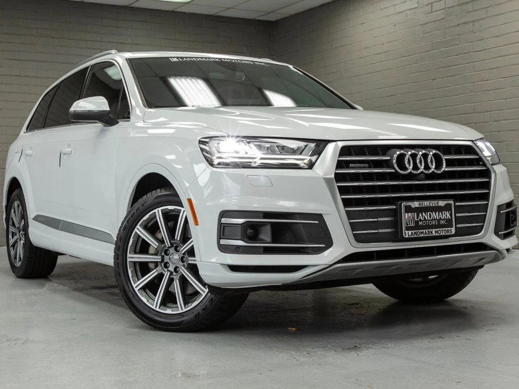 used 2018 Audi Q7 car, priced at $20,996