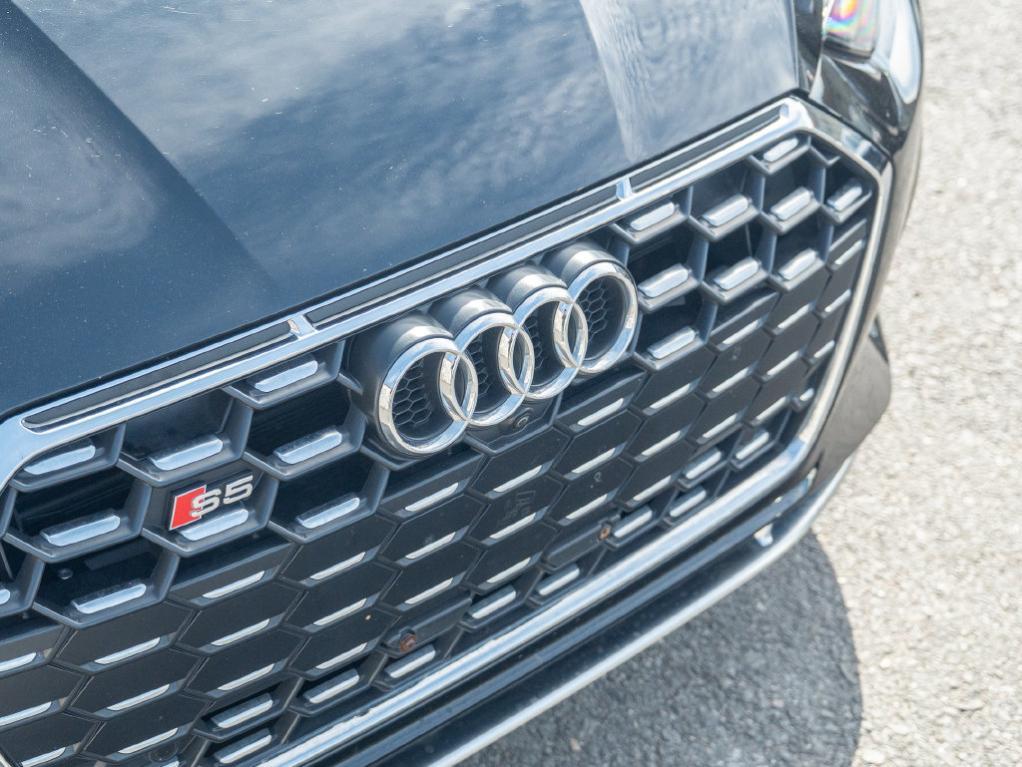 Audi S5 view 17