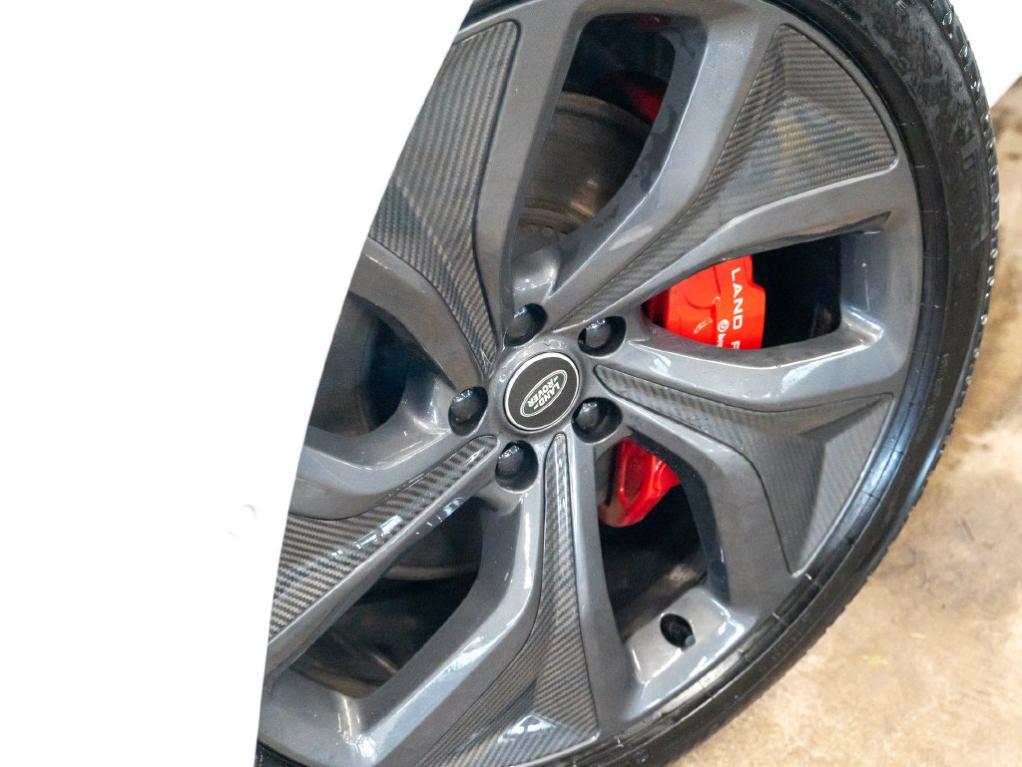 Land Rover Range Rover Sport view 9