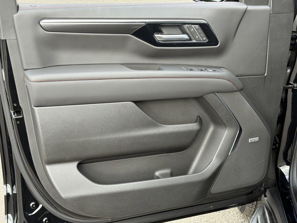new 2026 Chevrolet Suburban car, priced at $80,843