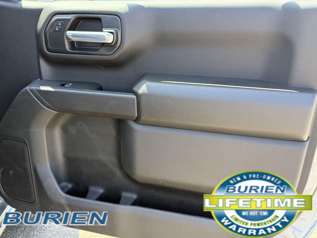 new 2025 Chevrolet Silverado 1500 car, priced at $40,242