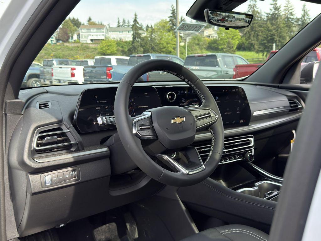 new 2026 Chevrolet Traverse car, priced at $50,235