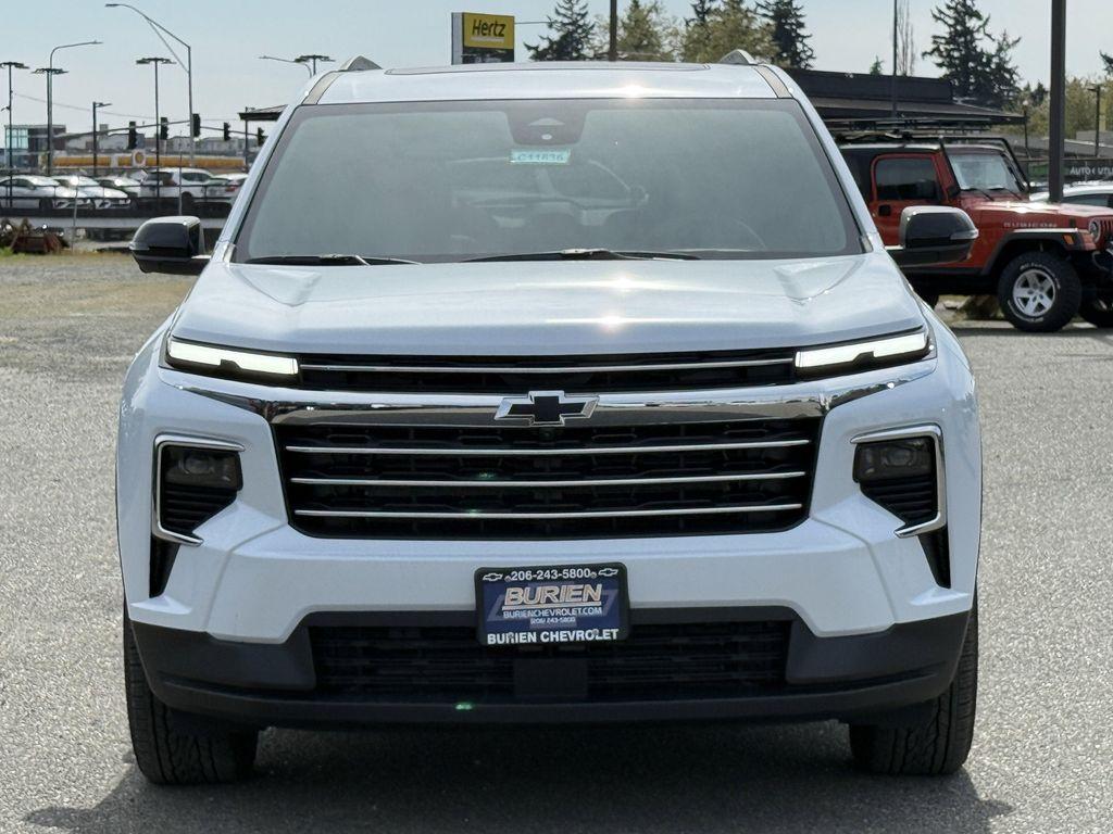 new 2026 Chevrolet Traverse car, priced at $50,235