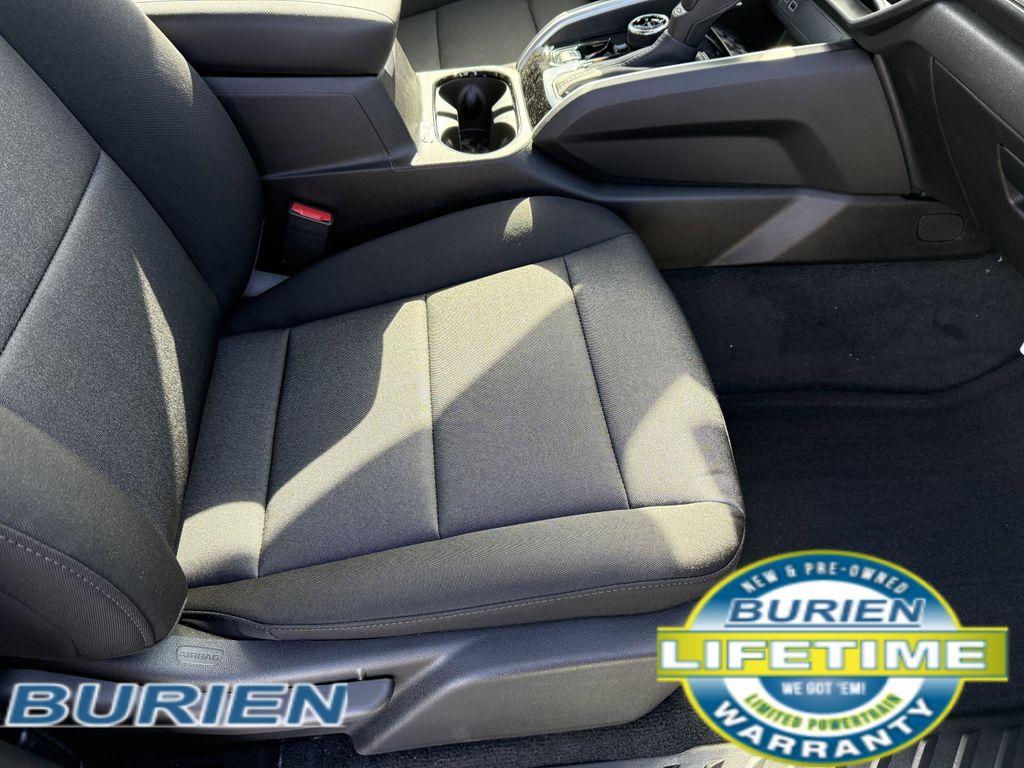 new 2025 Chevrolet Colorado car, priced at $40,624