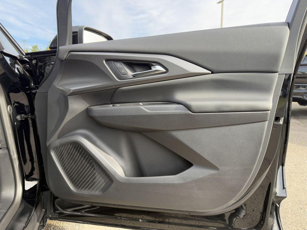 new 2026 Chevrolet Equinox EV car, priced at $26,245