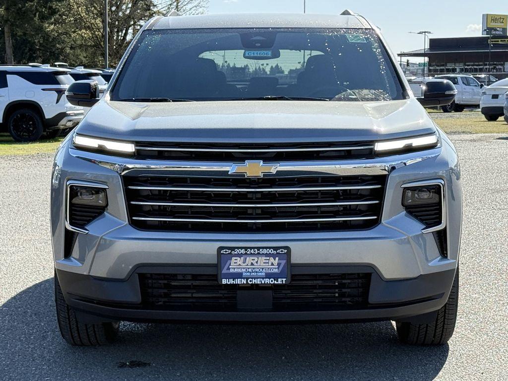 new 2026 Chevrolet Traverse car, priced at $42,795