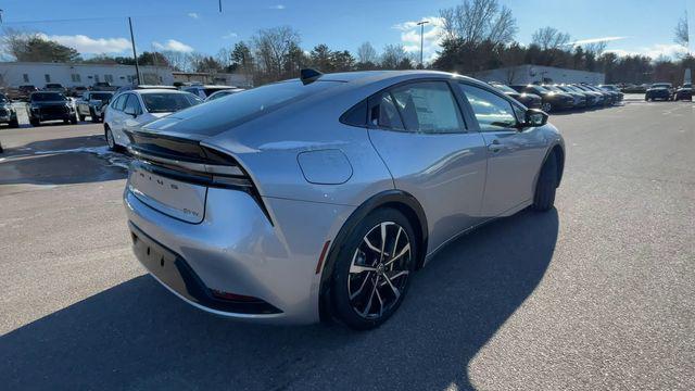 new 2025 Toyota Prius Plug-In Hybrid car, priced at $44,293
