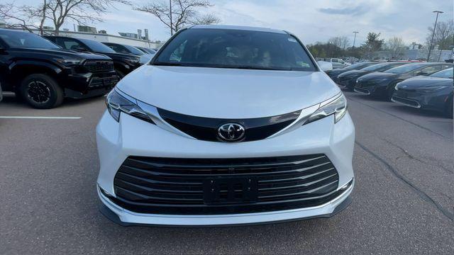 new 2026 Toyota Sienna car, priced at $62,394