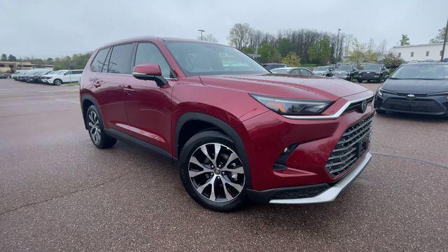 new 2026 Toyota Grand Highlander Hybrid car, priced at $62,196