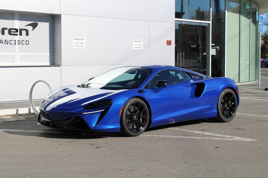used 2025 McLaren Artura car, priced at $224,991