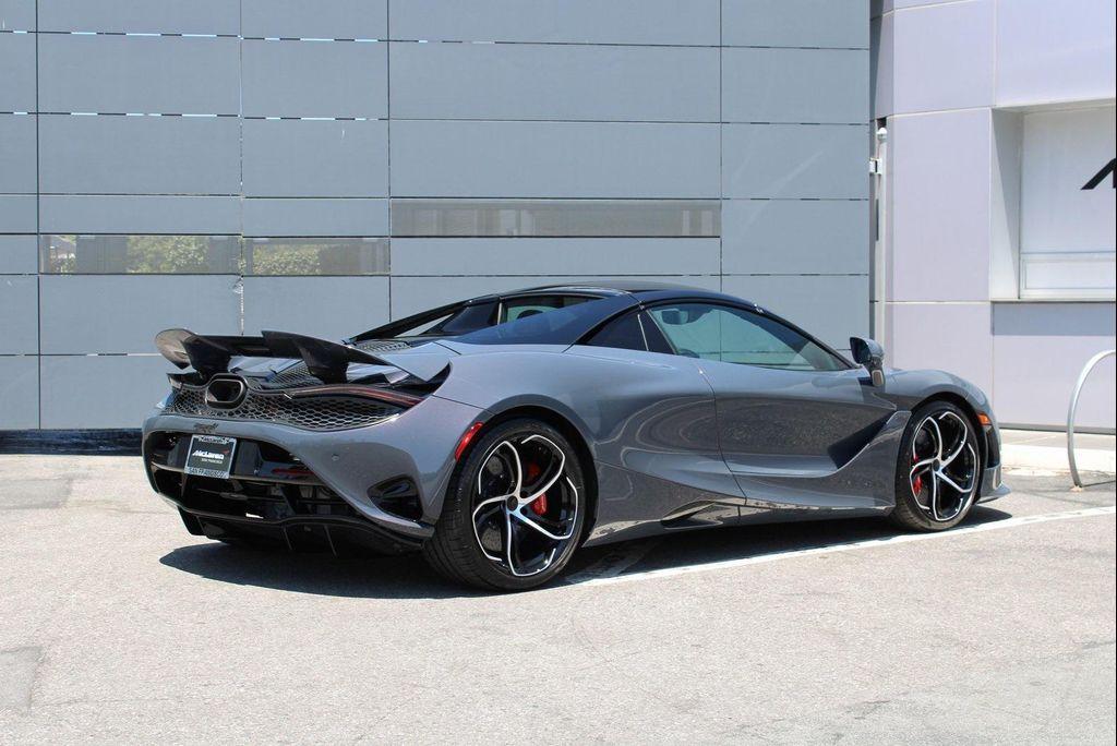 new 2025 McLaren 750S car, priced at $428,580