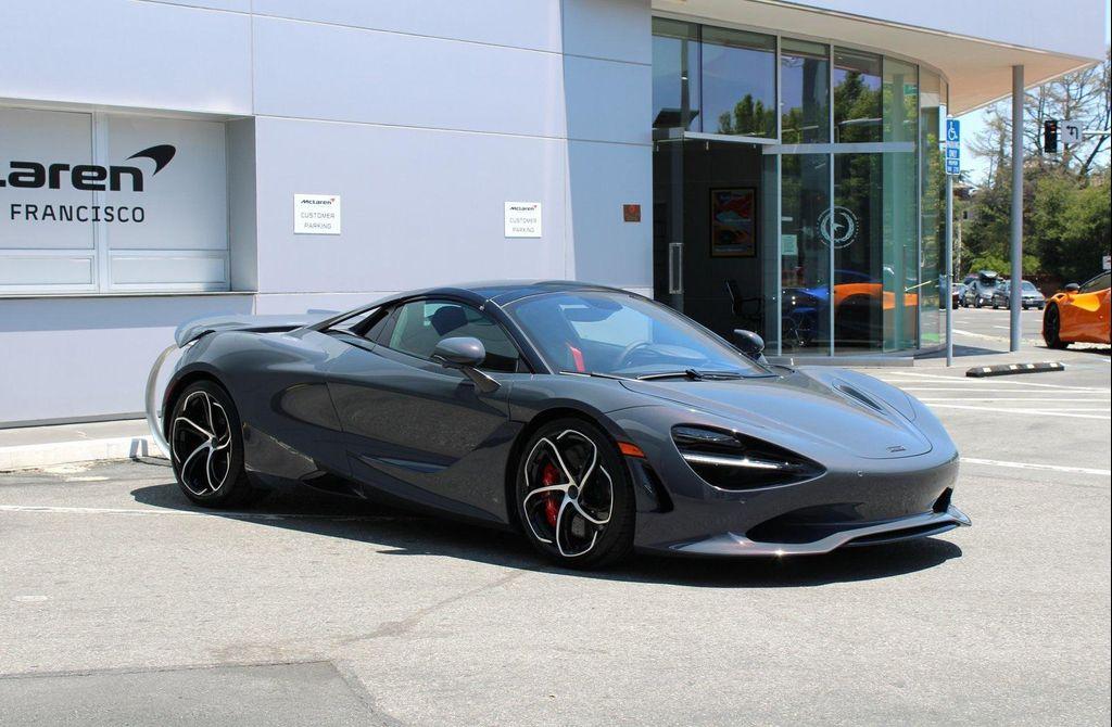 new 2025 McLaren 750S car, priced at $428,580