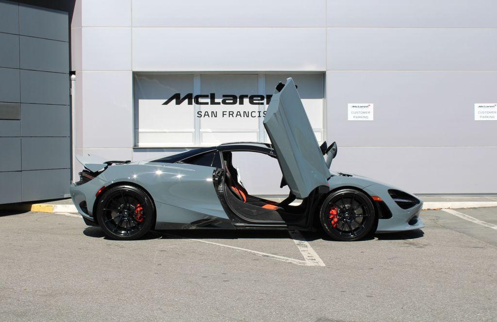 new 2026 McLaren 750S car, priced at $426,298