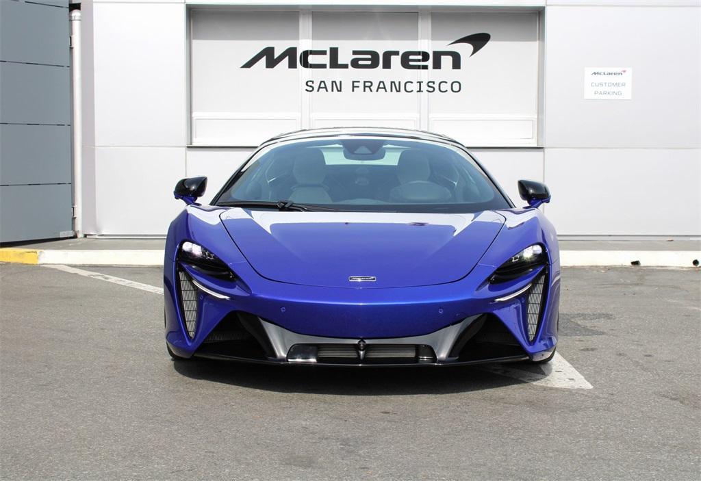 used 2025 McLaren Artura car, priced at $299,991