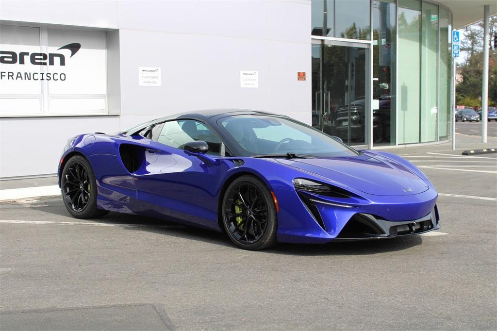 used 2025 McLaren Artura car, priced at $299,991