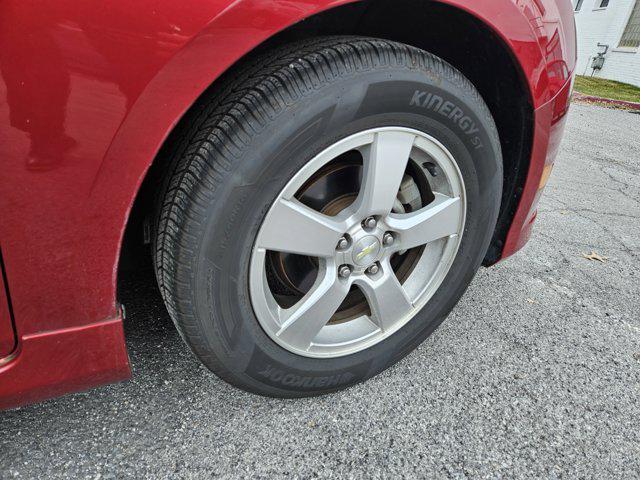 used 2014 Chevrolet Cruze car, priced at $9,490