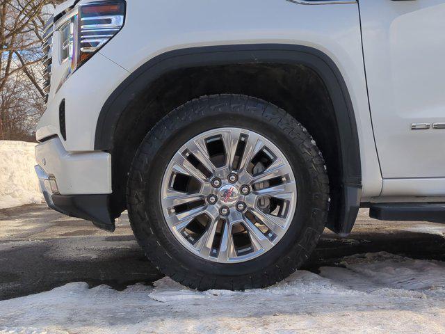 used 2024 GMC Sierra 1500 car, priced at $50,606