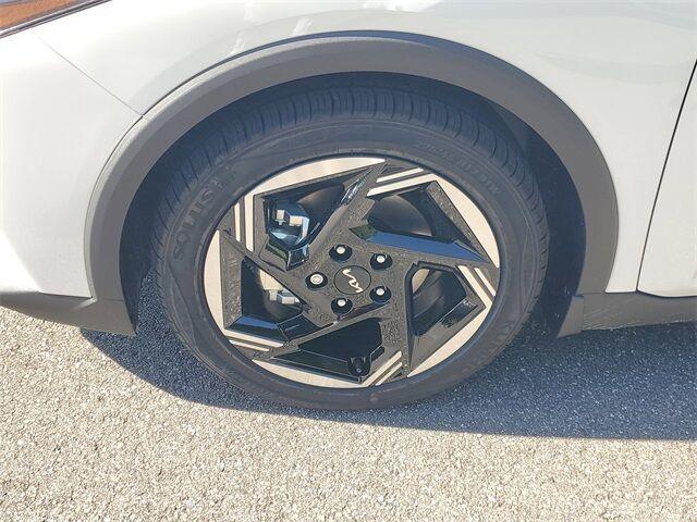 new 2025 Kia K4 car, priced at $24,027