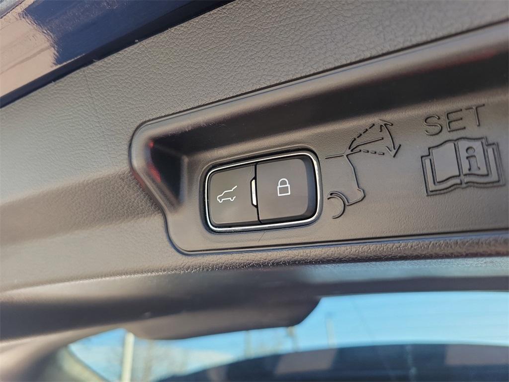 used 2020 Ford Explorer car, priced at $18,995