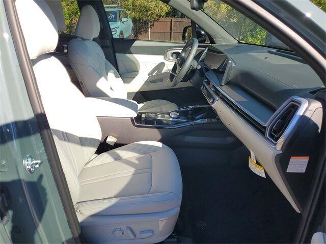 new 2026 Kia Sorento Hybrid car, priced at $46,212