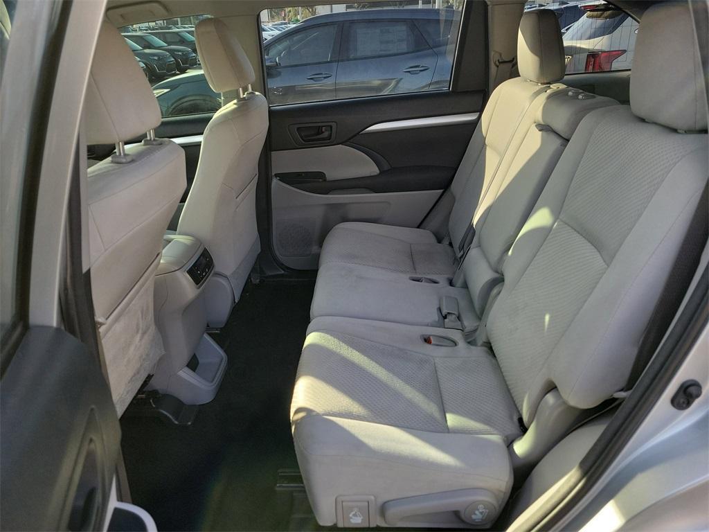 used 2018 Toyota Highlander car, priced at $17,500