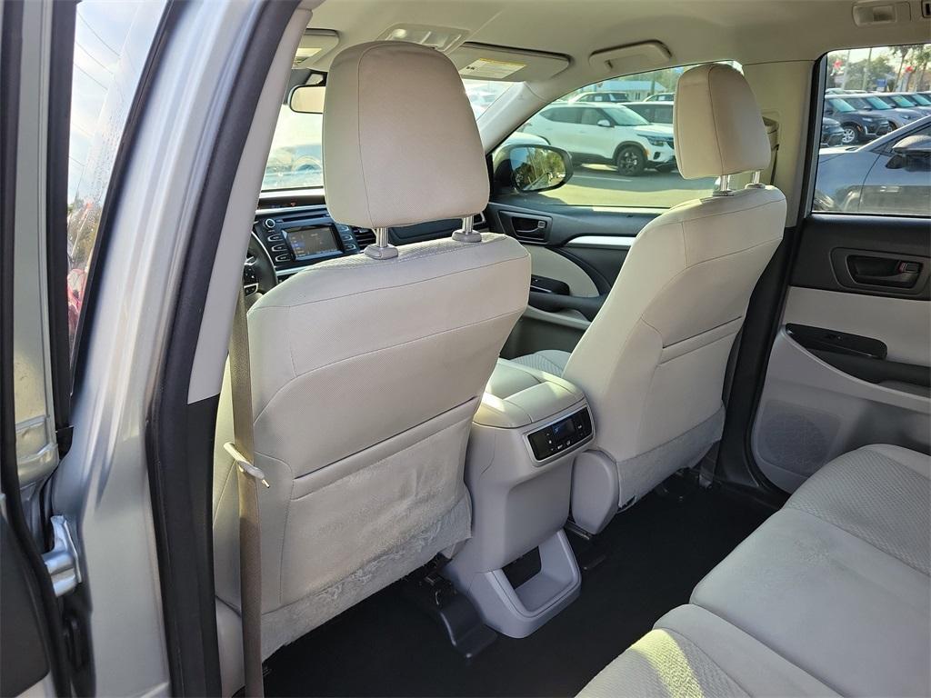used 2018 Toyota Highlander car, priced at $17,500