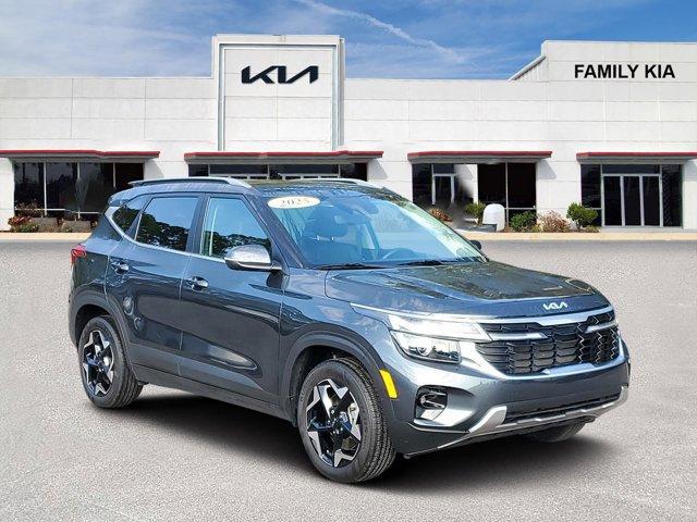 used 2025 Kia Seltos car, priced at $24,500