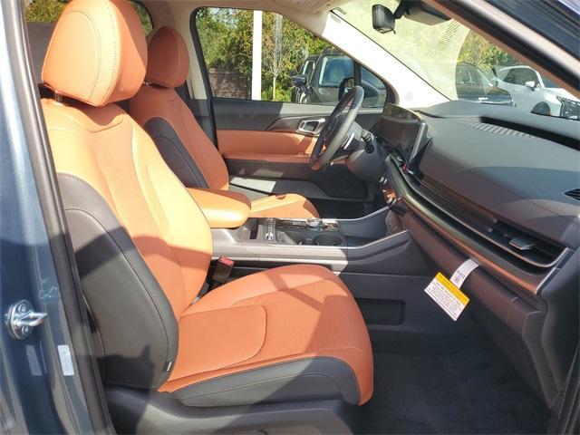 new 2026 Kia Carnival Hybrid car, priced at $52,837