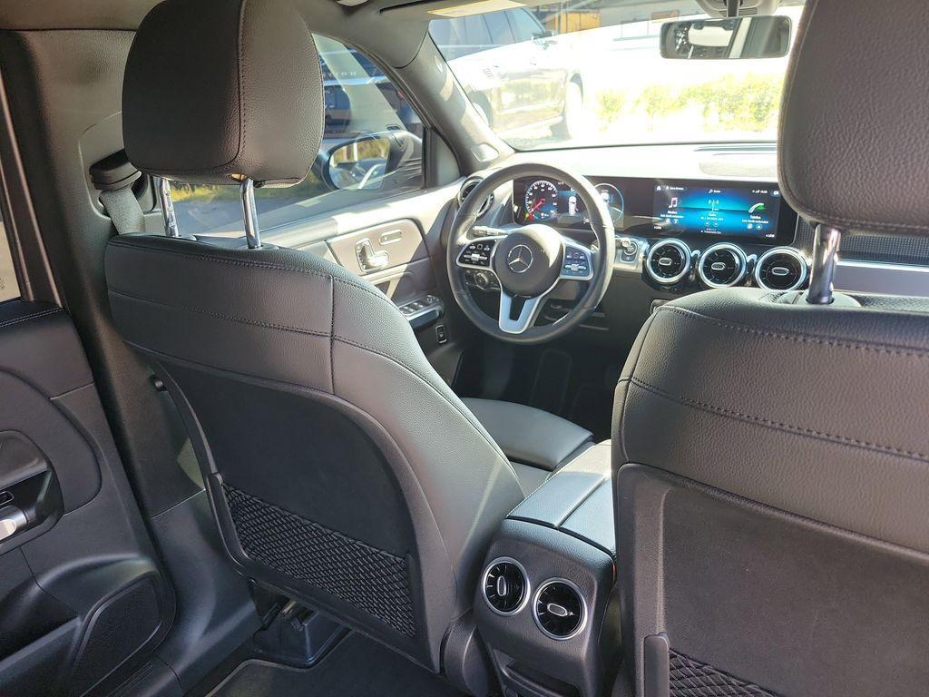 used 2021 Mercedes-Benz GLB 250 car, priced at $21,500
