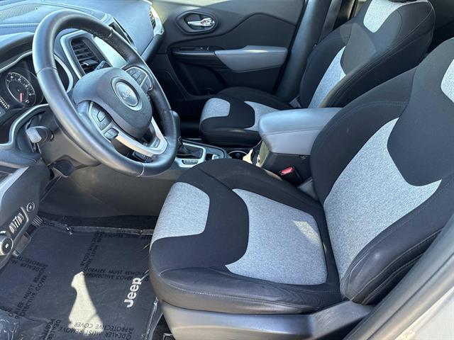 used 2014 Jeep Cherokee car, priced at $10,995