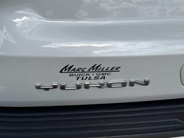 used 2022 GMC Yukon XL car, priced at $43,995