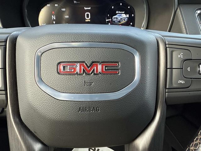 used 2024 GMC Yukon car, priced at $71,995