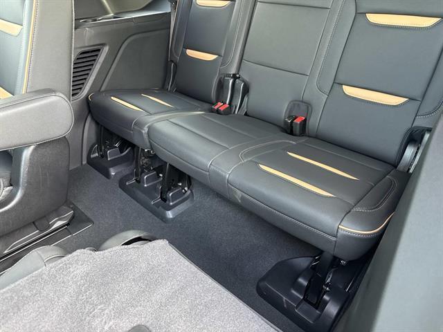 used 2024 GMC Yukon car, priced at $71,995