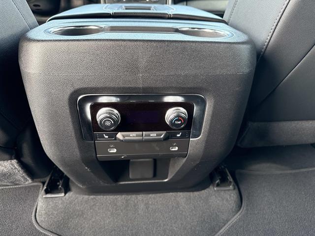 used 2024 GMC Yukon car, priced at $71,995