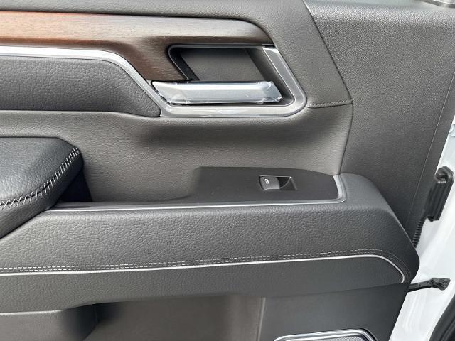 new 2026 GMC Sierra 2500 car, priced at $81,605