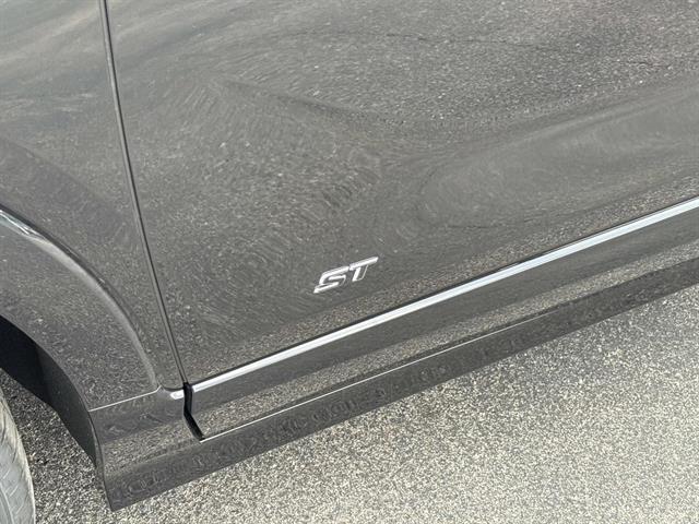 new 2026 Buick Encore GX car, priced at $30,985