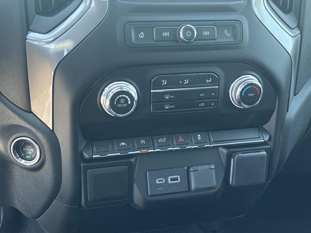 new 2026 GMC Sierra 1500 car, priced at $47,215