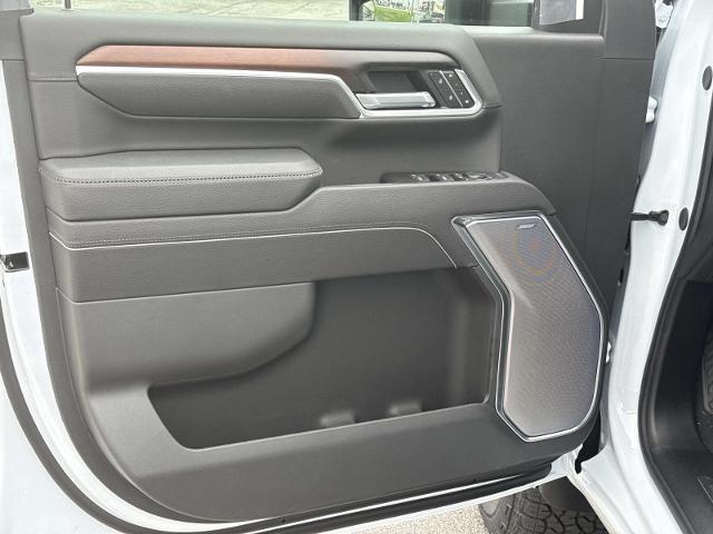 new 2026 GMC Sierra 2500 car, priced at $83,165