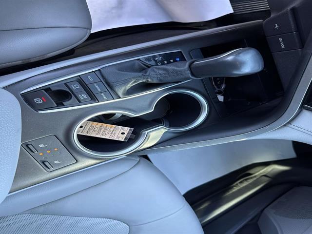 used 2022 Toyota Camry Hybrid car, priced at $26,488