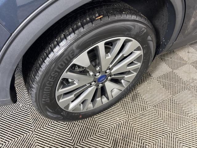 used 2022 Ford Escape car, priced at $26,999