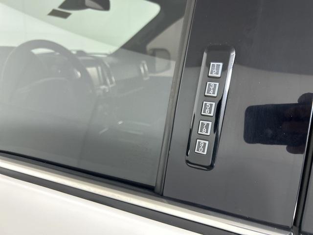 used 2015 Ford F-150 car, priced at $21,999