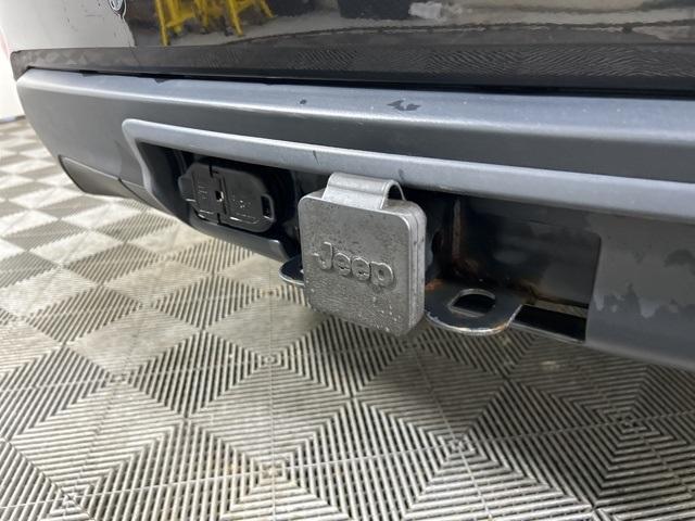 used 2013 Jeep Grand Cherokee car, priced at $8,999