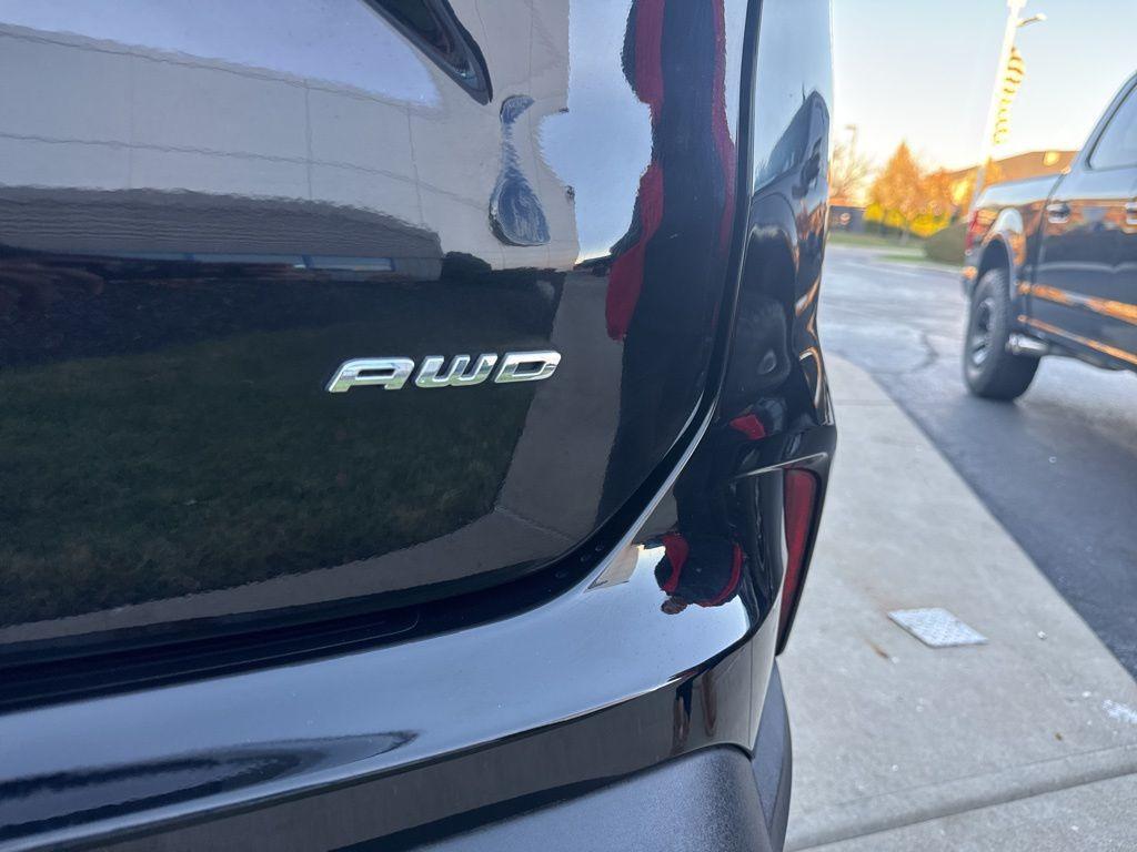 used 2022 Ford Edge car, priced at $18,299