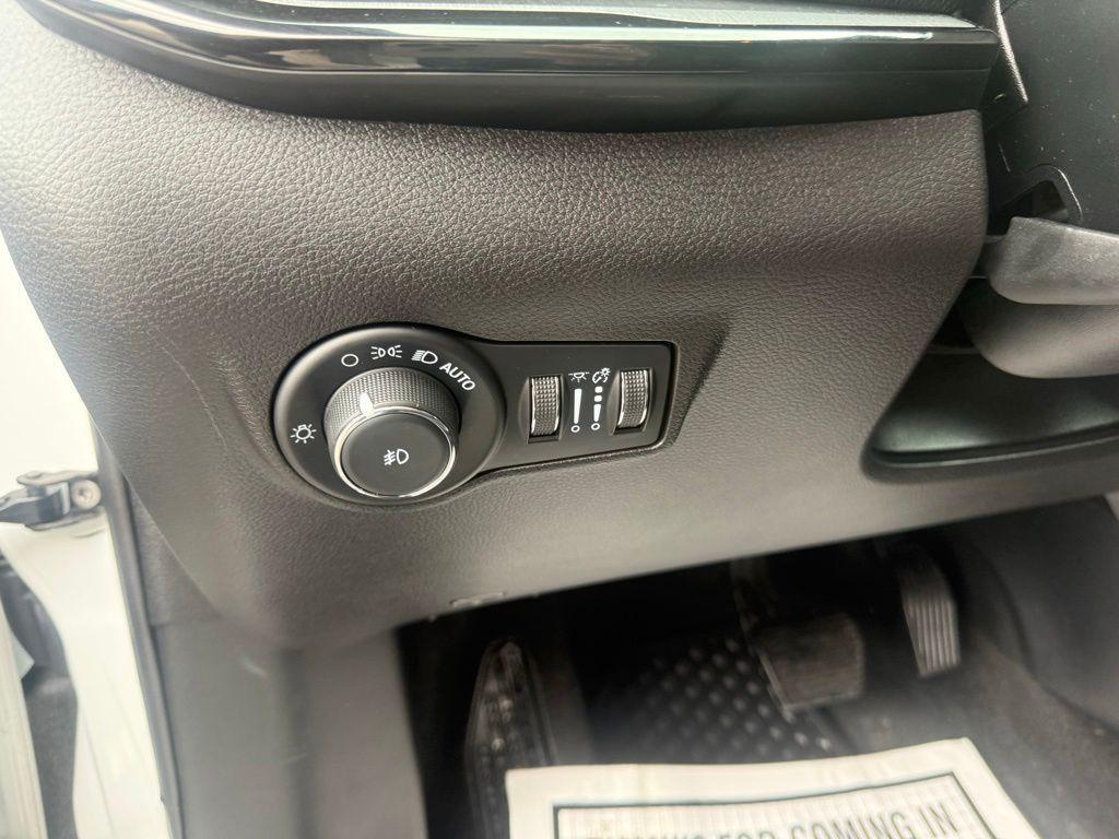 used 2023 Jeep Compass car, priced at $21,288