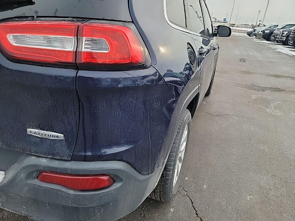 used 2016 Jeep Cherokee car, priced at $10,999