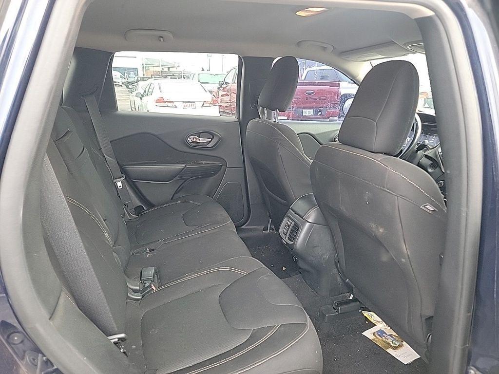 used 2016 Jeep Cherokee car, priced at $10,999