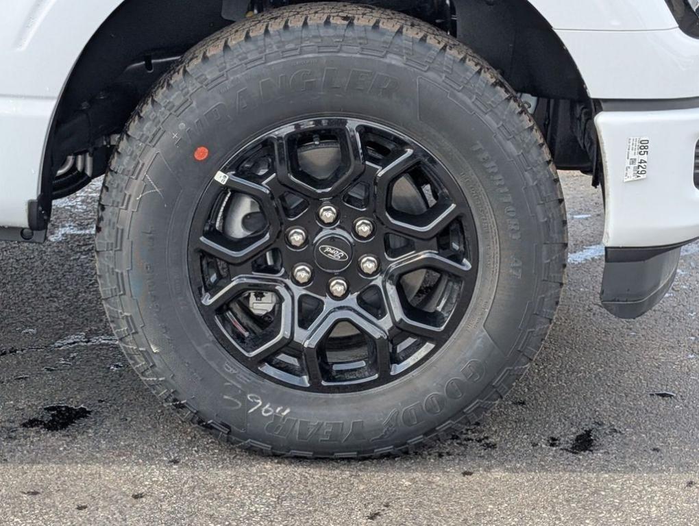 new 2025 Ford F-150 car, priced at $54,073