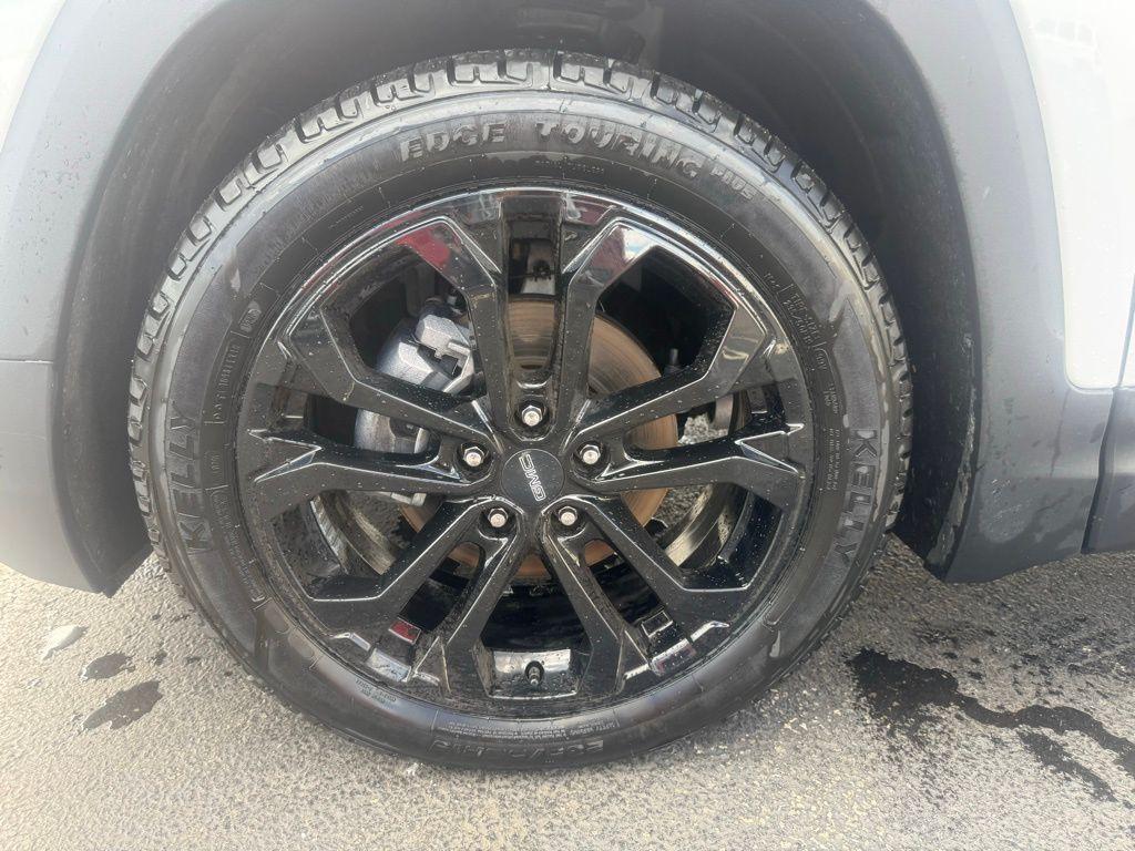 used 2021 GMC Terrain car, priced at $18,288
